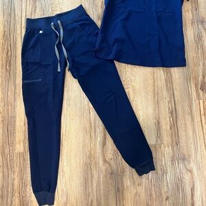 Navy blue FIGS SCRUB SET